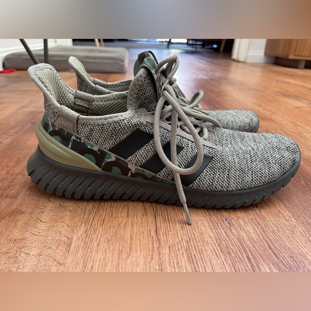 Adidas Kaptir 2.0 cloud foam sneaker sz mens 12